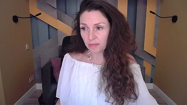 EllaLong live sex cam