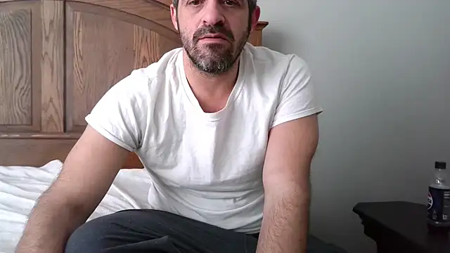 Troyt87 live sex cam