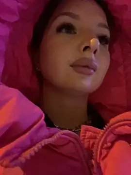 KrisMagnoly live sex cam