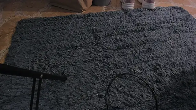 Swt_skinny_ live sex cam