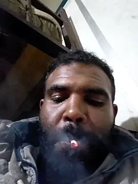 MOSLAHH live sex cam