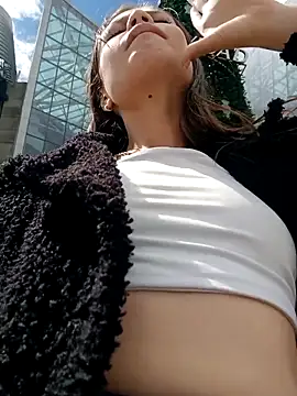 _Isabella-7's cam snapshot