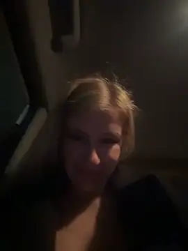 Betsy live sex cam