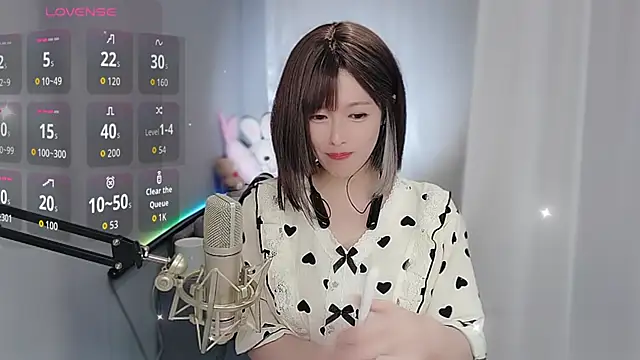 Tw_Sexynn live sex cam