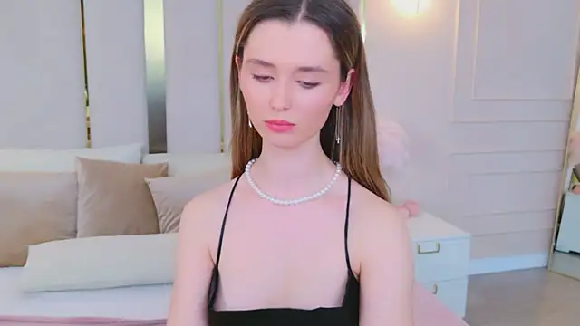 MarybethSnow's cam snapshot