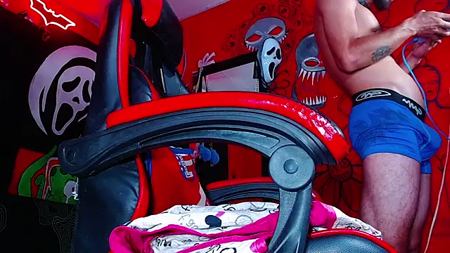 Monsterdominationx's cam snapshot