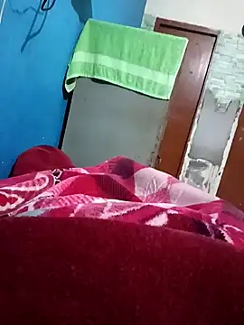 Hornyboy7489's cam snapshot