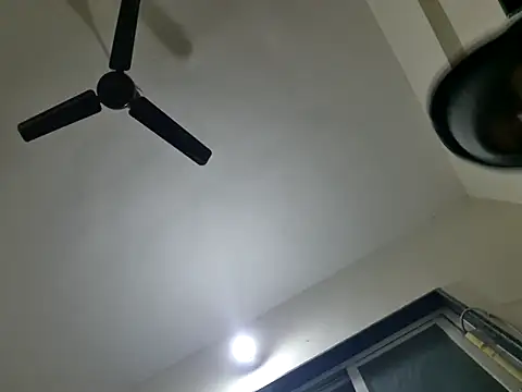 young-hairy-jon's cam snapshot