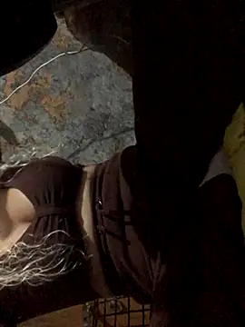 AlevNaz's cam snapshot