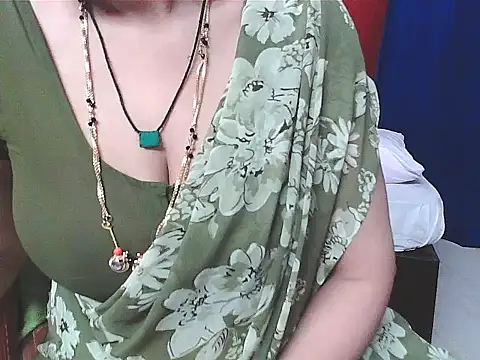 sunitha-3 live sex cam