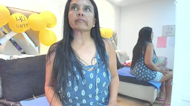 raquell_moore's cam snapshot