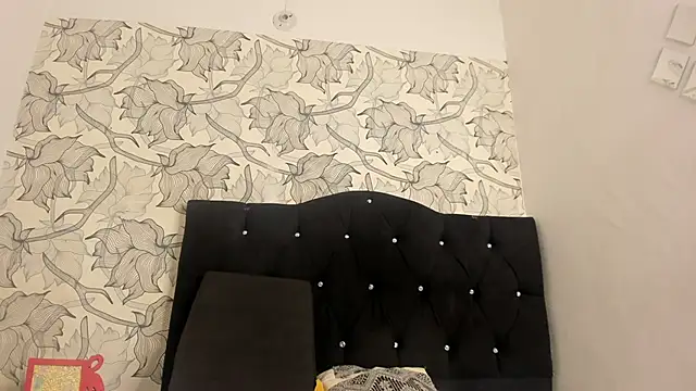 Keira_Lennox's cam snapshot