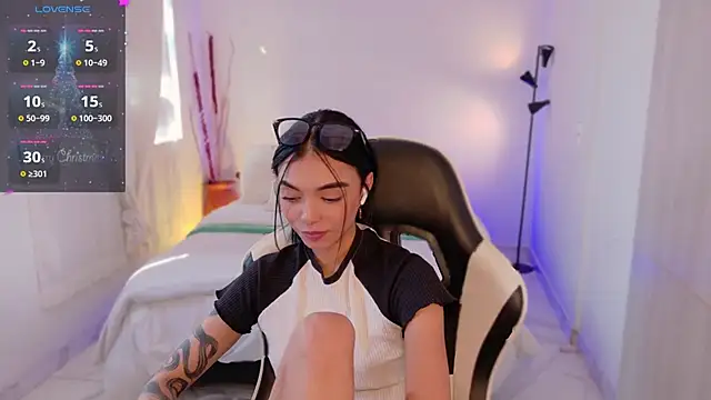 AnabelWolf live sex cam