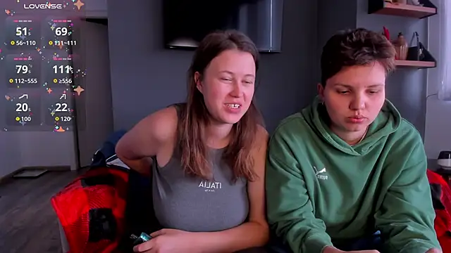 Tenderly_Couple live sex cam