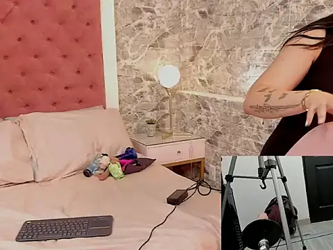 _Nikky_hearts's cam snapshot