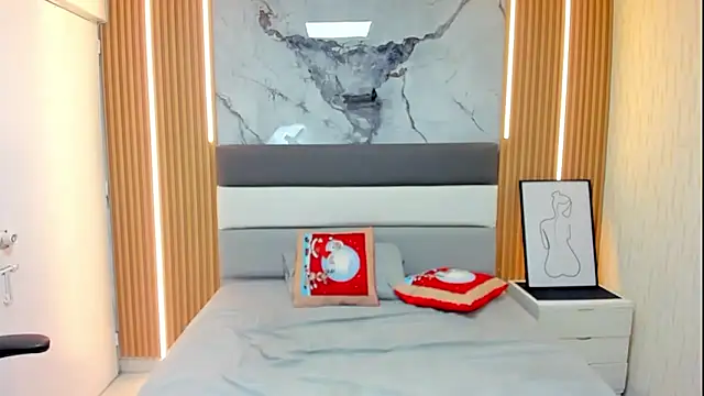 LEYNABRAUN's cam snapshot