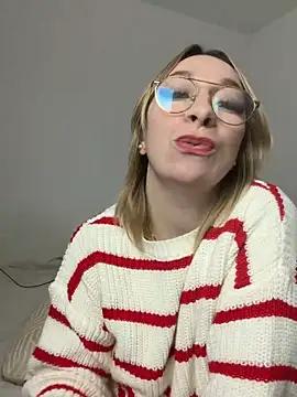 Giuliana_baby's cam snapshot