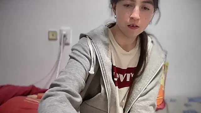 Aphr0ditee's cam snapshot