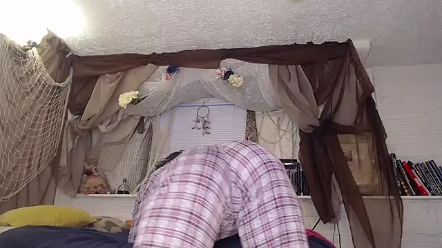 MaxiMillz's cam snapshot