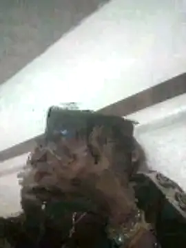 SassyDiy's cam snapshot