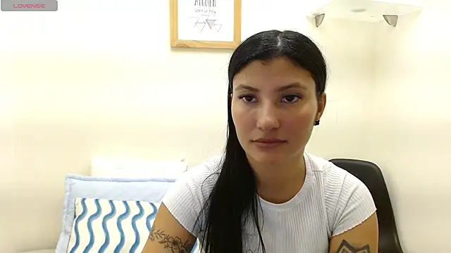 louis_k live sex cam