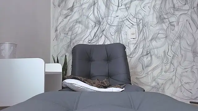 Saturno_v live sex cam