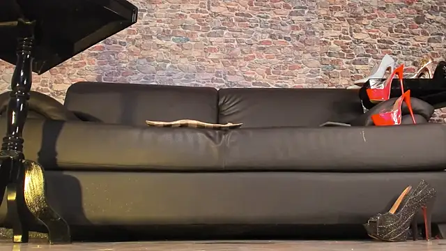 MissAgata live sex cam