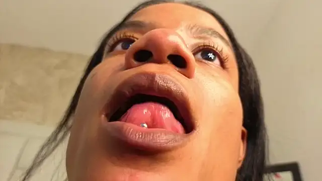 dafnnelewis's cam snapshot