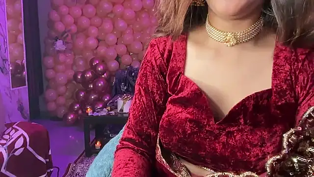 Royal_girl_1 live sex cam