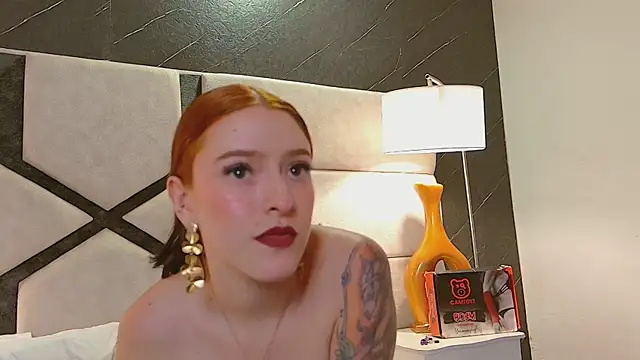 Ginger_Foxy live sex cam