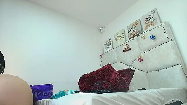 elizawiliamst's cam snapshot