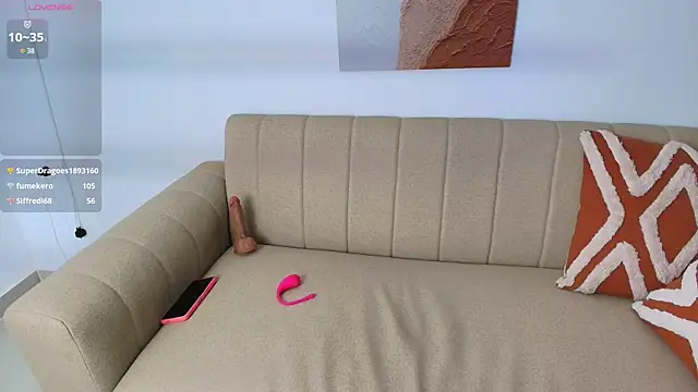 TinyCherryy's cam snapshot