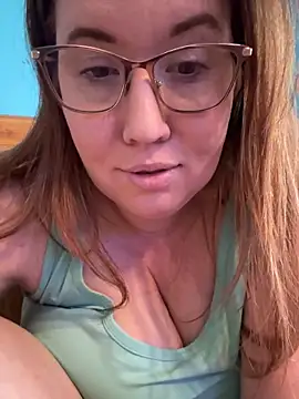 honeybee2033's cam snapshot