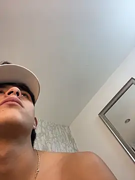 Lander_Cruz live sex cam