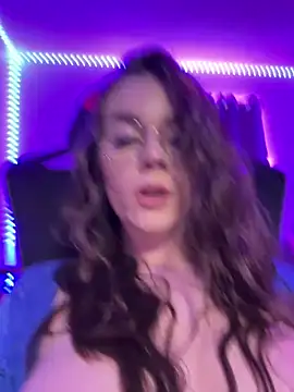 MaggyMayI live sex cam