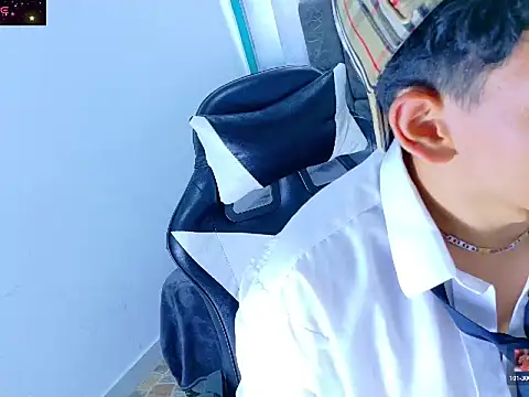 FelipeGonzalezz live sex cam