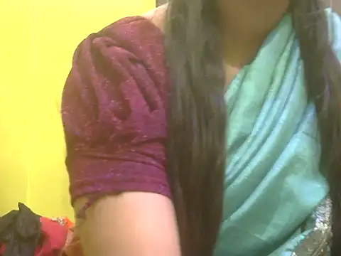 Sania70 live sex cam