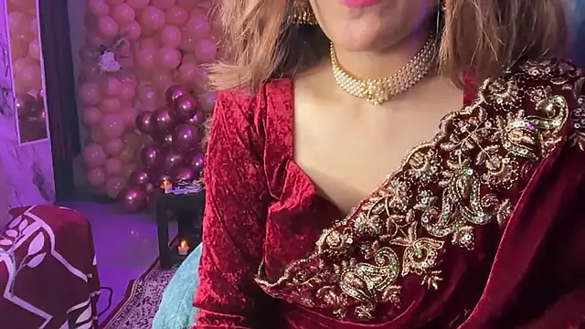 Royal_girl_1 live sex cam