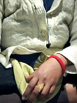 ruhistrip1265 live sex cam