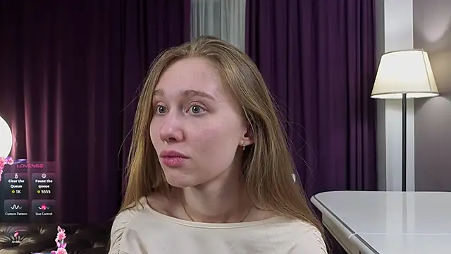 HollyOuk live sex cam