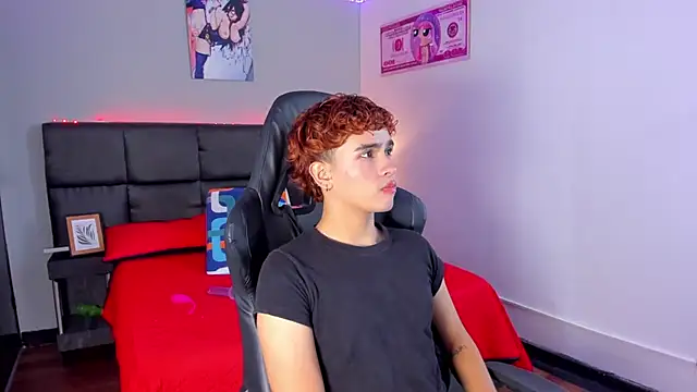 Aiiden_15 live sex cam