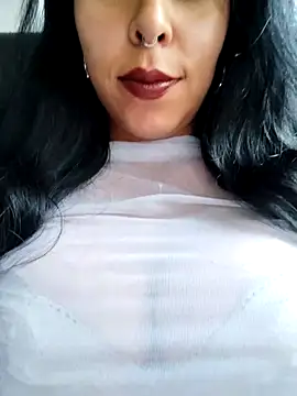 Luianna live sex cam