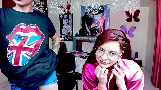 SaraandOriana live sex cam