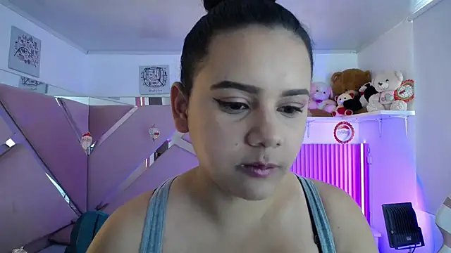 _Miaaleon live sex cam