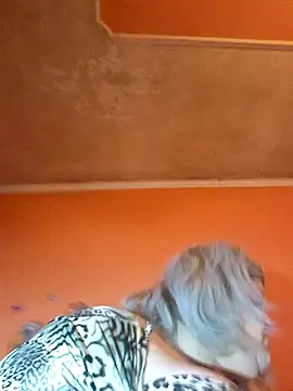 ducicsajsziii live sex cam