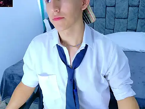 FelipeGonzalezz live sex cam