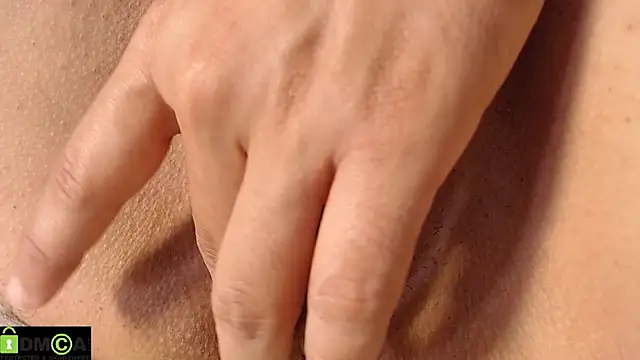 mikellwilliams10 live sex cam