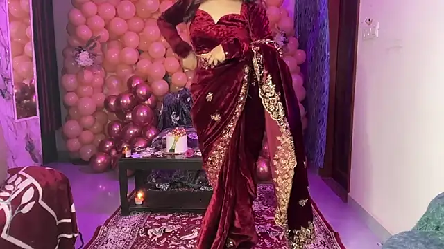 Royal_girl_1 live sex cam