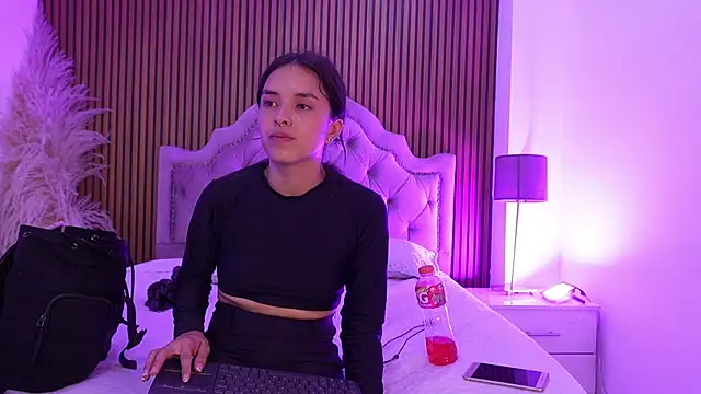 Cherrybombs_'s cam snapshot