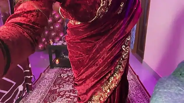 Royal_girl_1 live sex cam